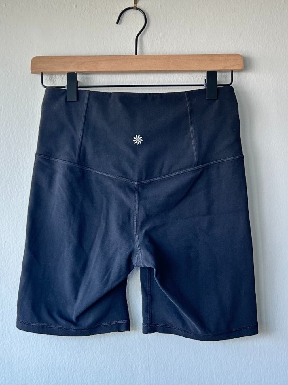 Athleta Ultra High Rise Elation 7" Bike Shorts Black Small Yoga Training - Picture 3 of 9